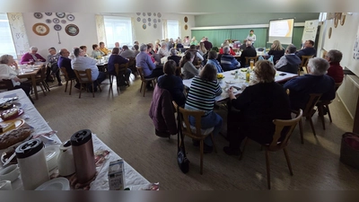 Jahreshauptversammlung des GOV Neunaigen bei Kaffee und Kuchen (Bild: Angelina Konrad)