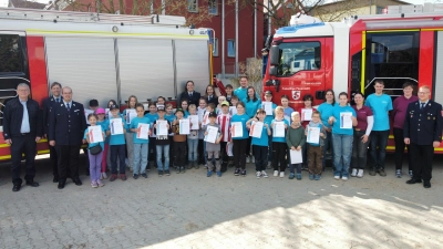 Die Kinder freuten sich über ihr erstes Abzeichen. (Bild: Michael Birner)