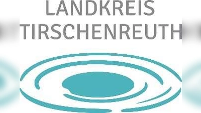 Die Kommunale Jugendarbeit Tirschenreuth bietet eine Fahrt in den Hochseilgarten am Untreusee an. (Bild: Rainer Seidel )