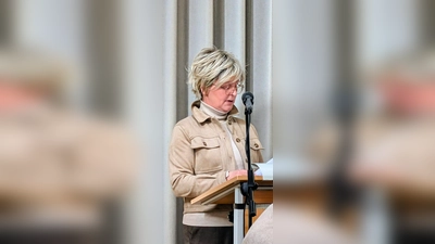 Vorsitzende Martina Götz blickte auf viele Aktivitäten im Vereinsjahr 2025 zurück. (Bild: Christiane Wagner)