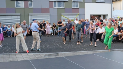Auch in diesem Jahr erwartet mit der Rolling Stones Tribut Band eine Highlight bei der Serenade, bei der sich die Gäste mitreissen lassen können. (Bild: Johann Adam)