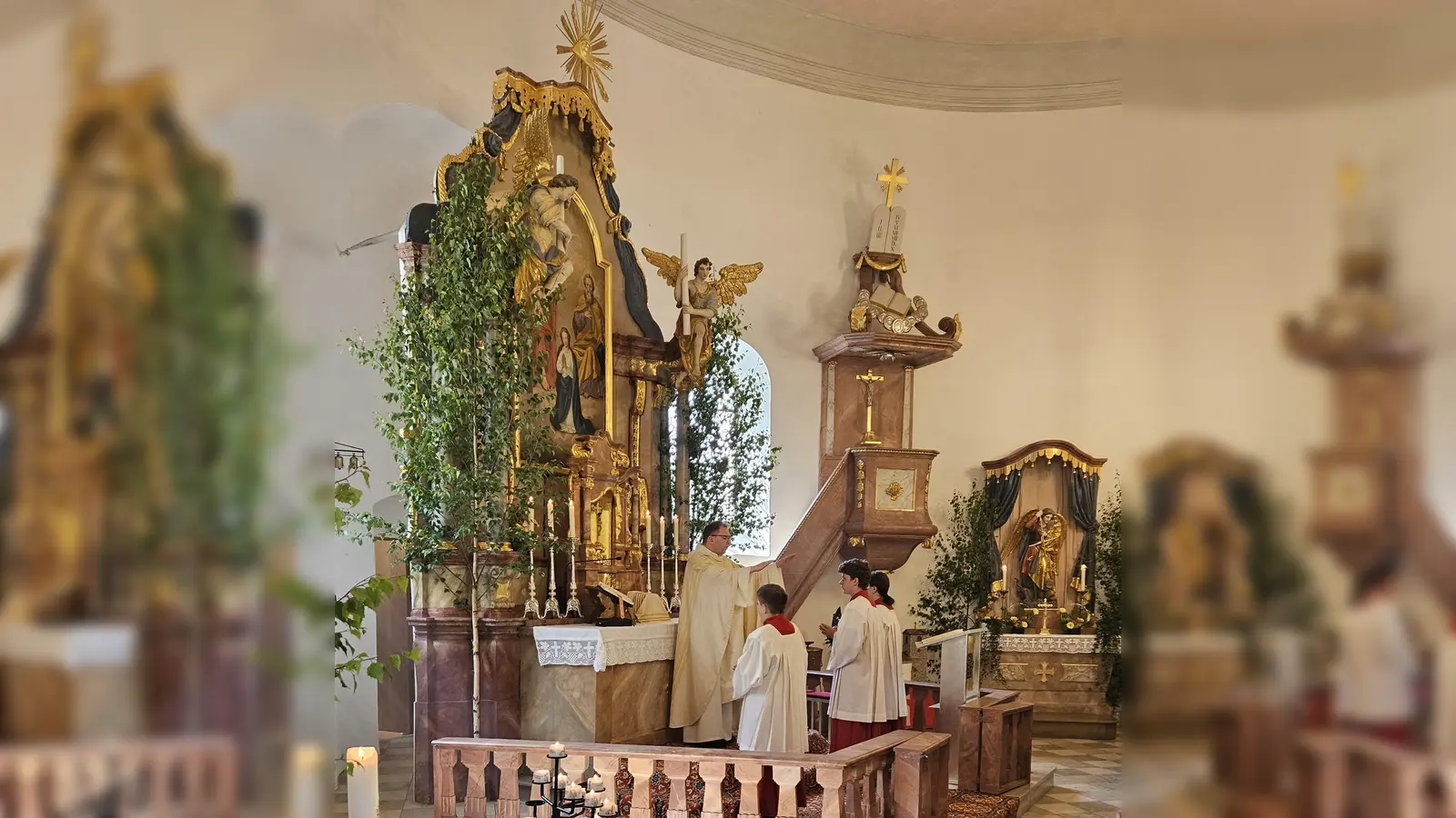Gottesdienst der Kulmainer Wallfahrer (Bild: Albert Sollfrank)