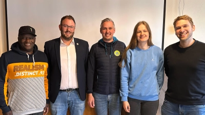 V.l.n.r. William Earl Nesbitt, Julian Kraus, Andreas Solter, Sara Hennig, Stefan Merkl  (Bild: Jessica Götz)