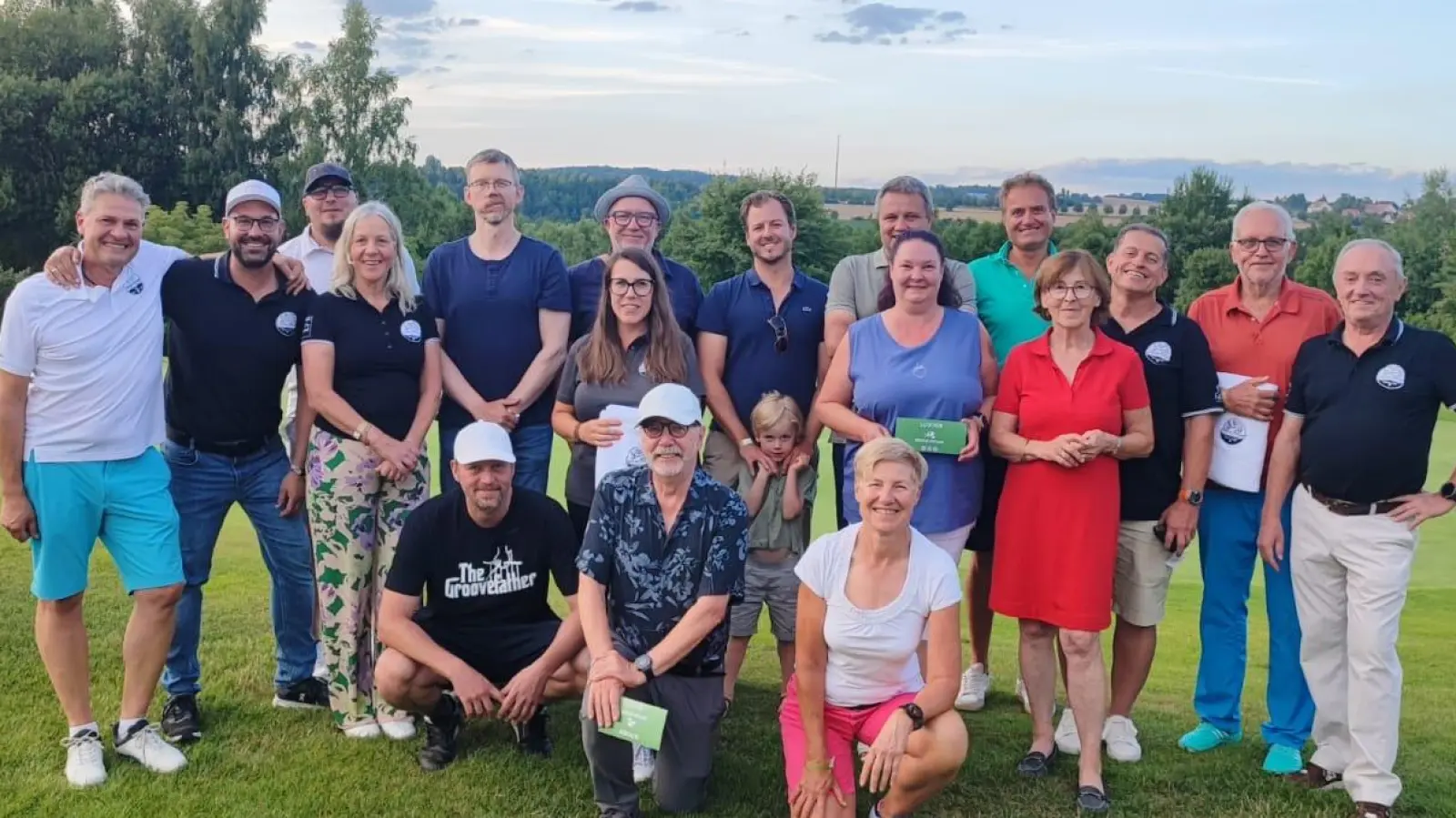 Die Sieger und Mitglieder des Präsidiums des Golfclub Stiftland e.V. (Bild: Andreas Graf)