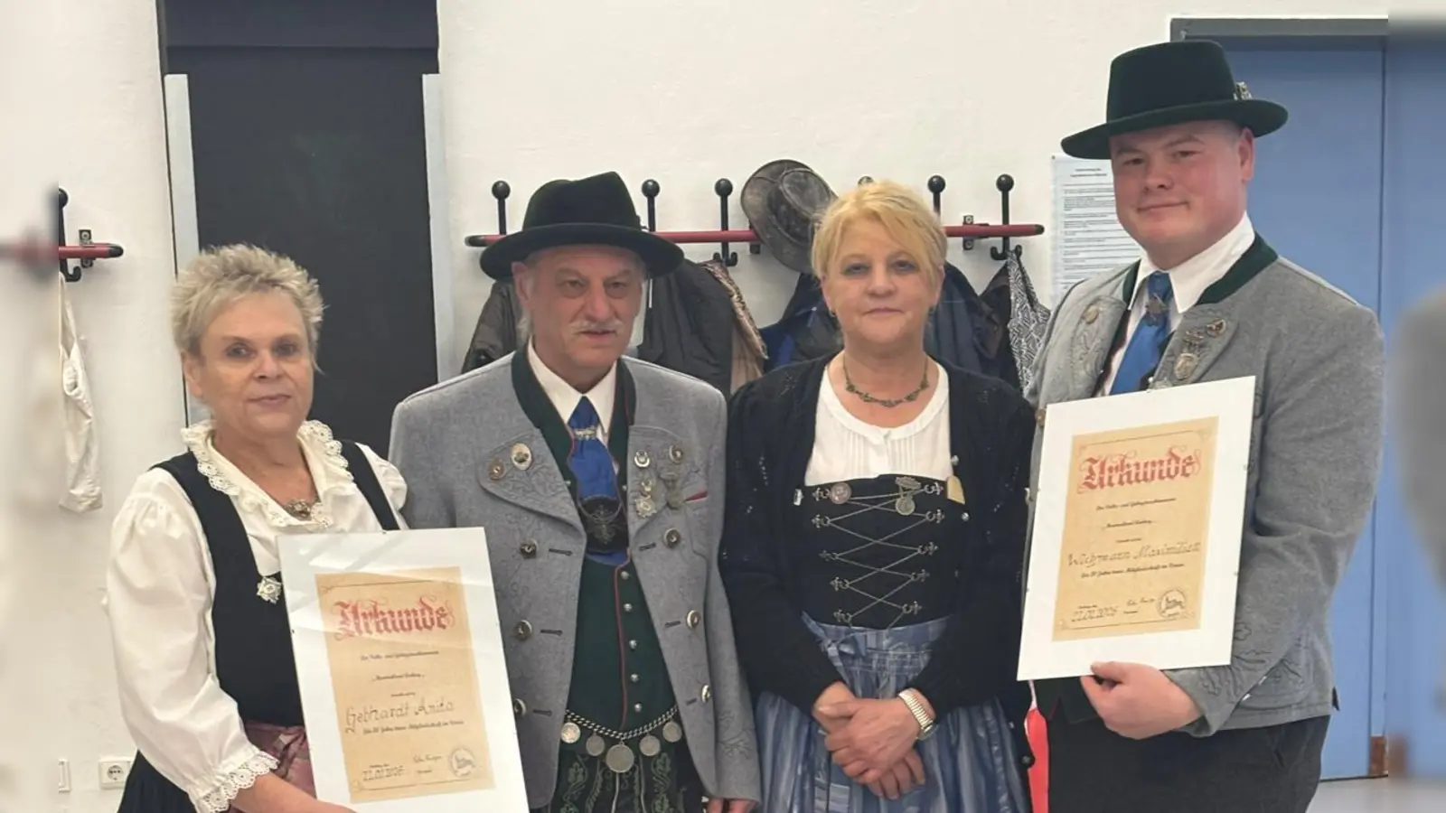 Von links: Anita Gebhardt, Peter Baringer, Ingrid Ruscheinski, Maximilian Wichmann. (Bild: Marion Pfab)