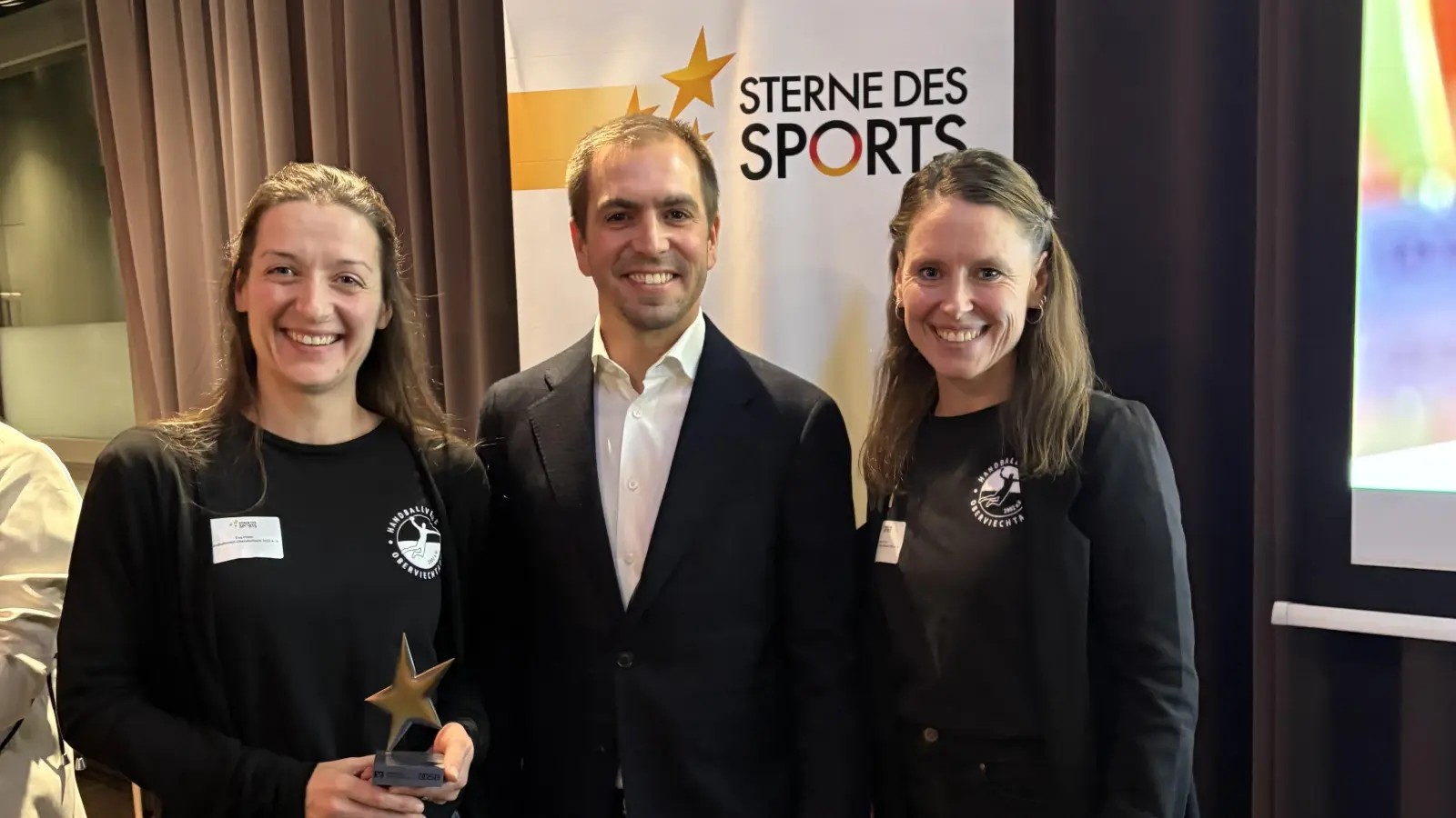 Glückwünsche von Weltfußballer Philipp Lahm (Bild: Vanessa Teich)