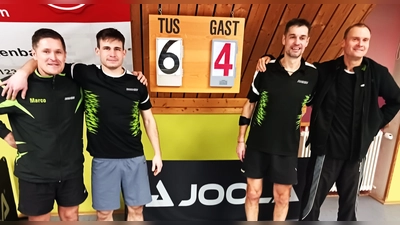 Das siegreiche Team vom TuS Schnaittenbach: v.l.n.r. Marco Kurs, Elias Grünwald, Martin Petrak, Armin Bernlochner (Bild: Hans Apfelbacher)