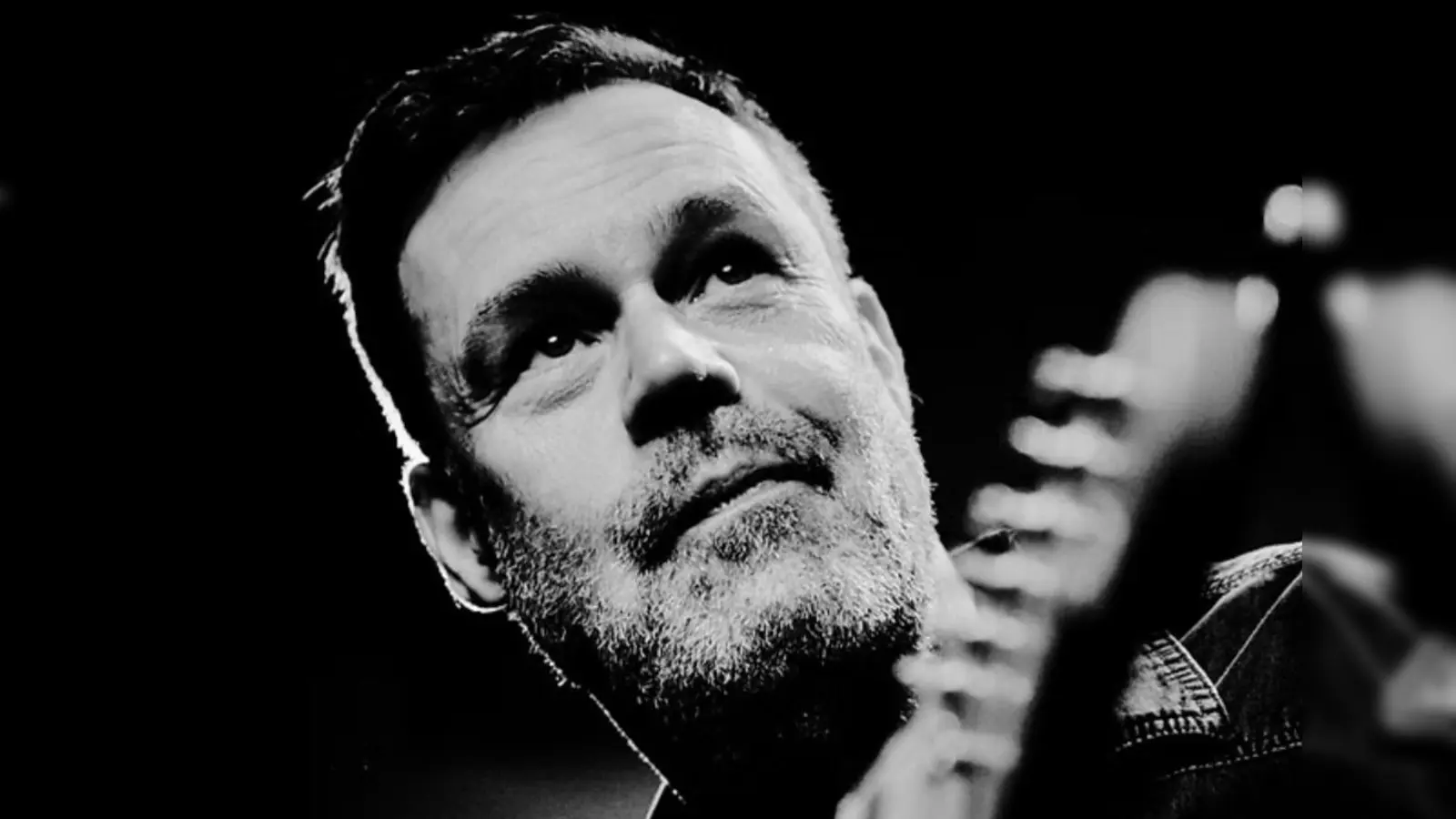Die Andreas-Diehlmann-Band bringt mit ihrem „Texas Blues meets Rock’n’Roll“-Sound die Musikkneipe Gestern nach Sulzbach-Rosenberg. (Bild: Niko Frank)