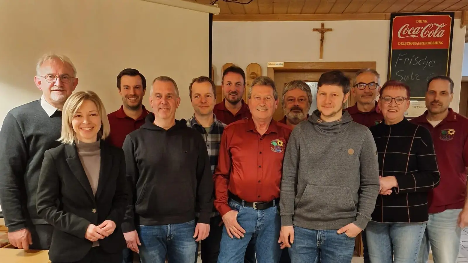 V.l nach r.: Rudolf Schopper, Michaela Treml, Matthias Krumpholz, Thomas Kreuzer, Herbert Bäuml, Stefan Maurer, Andreas Bonczyk, Uwe Reber, Maximilian Dummert, Theo Kreger, Maria Sauer, Michael Raab. (Bild: Michael Raab)