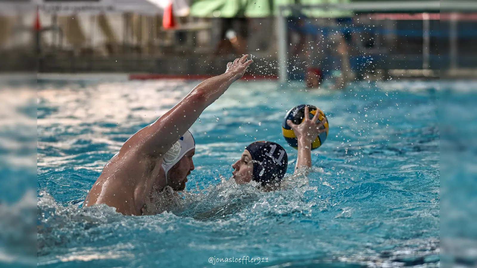 Niko Neumann in der Verteidigung (Bild: Jonas Löffler)