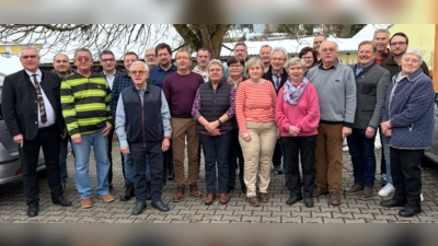 Die neu gewählte Vorstandschaft (Bild: Wolfgang Friedl )