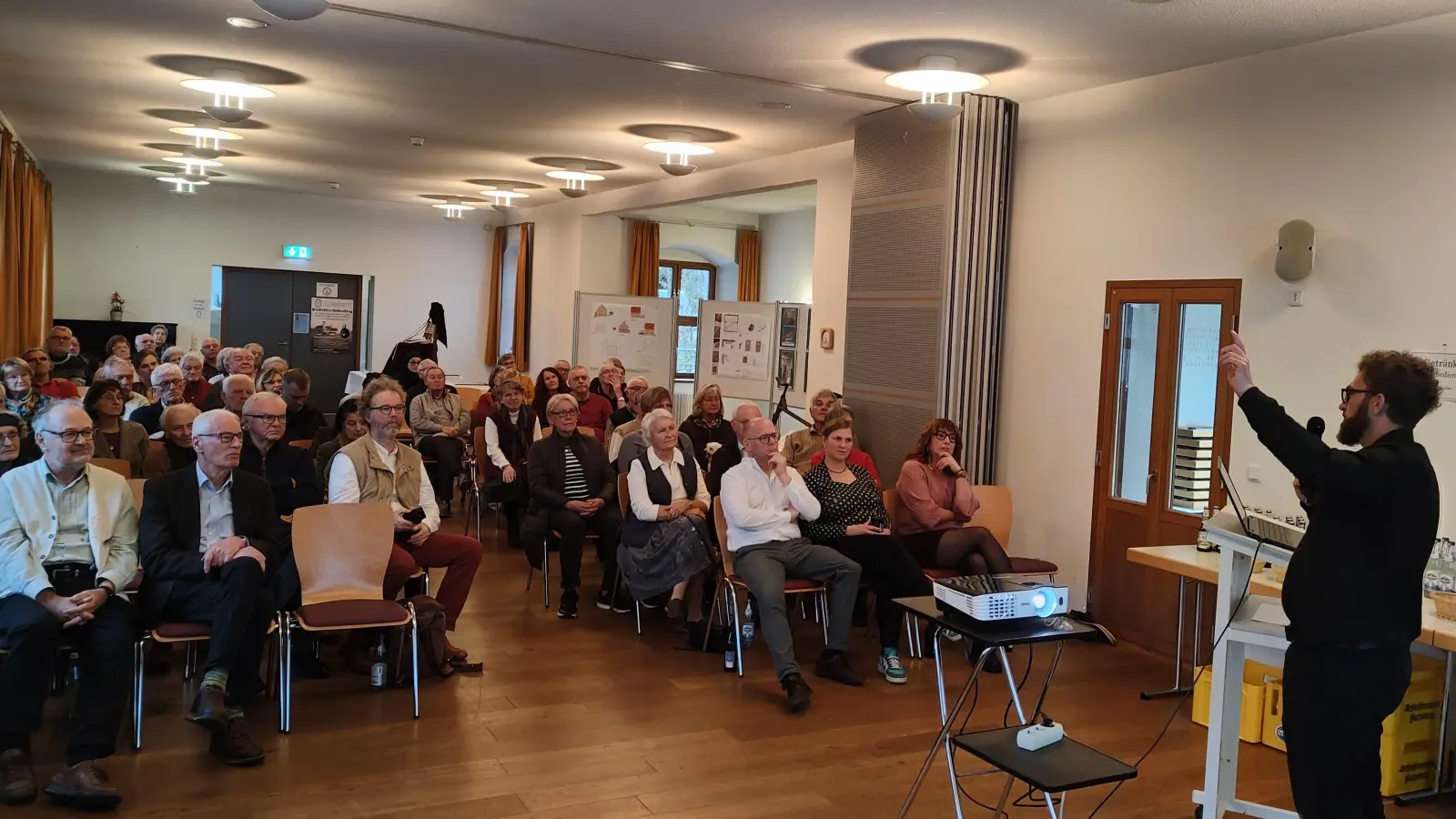 Vortrag von Architekt Johannes Steidl. (Bild: Most Sebastian)