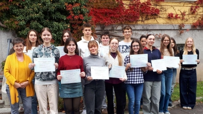 Schülerinnen und Schüler bestehen Französisch-Prüfungen auf allen Sprachniveaus. (Bild: Heike Büchl)