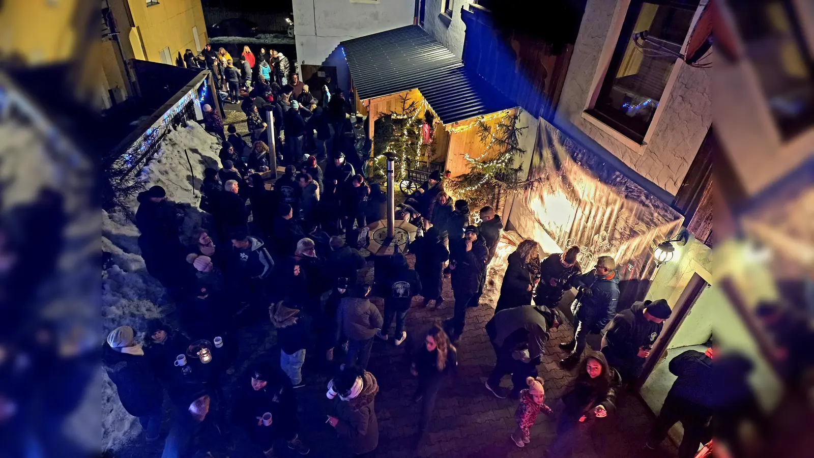 Zahlreiche Besucher kamen zum Saisonabschluss der Grölldeifl nach Konnersreuth. (Bild: Johanna Pfohl)