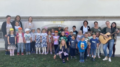 22 Kinder im Kindergartenalter nahmen am bunten Nachmittag der Bärnauer Klangfarben teil.  (Bild: Karina Jobst)