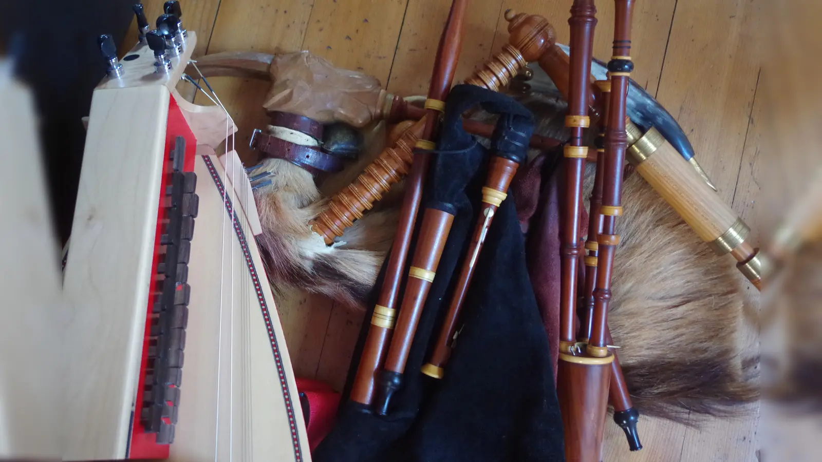 Einzigartige Klänge beim Bordun-Workshop im Kloster Ensdorf erleben (Bild: Johannes Rösch)