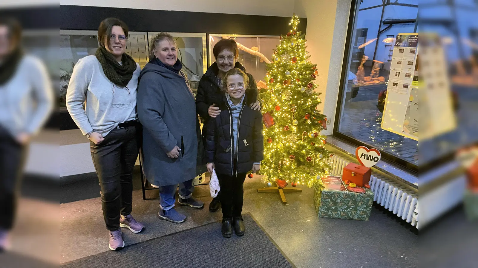 Auf dem Foto zu sehen von links nach rechts: Anja Würfl, Claudia Härthe, Uschi Schricker mit Enkelin Nele. (Bild: Anja Würfl)