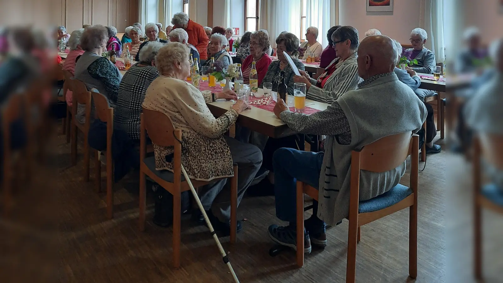 Viele Besucher kamen zur Muttertagsfeier von St.Georg-60plus Pressath  (Bild: Martina Mielke)