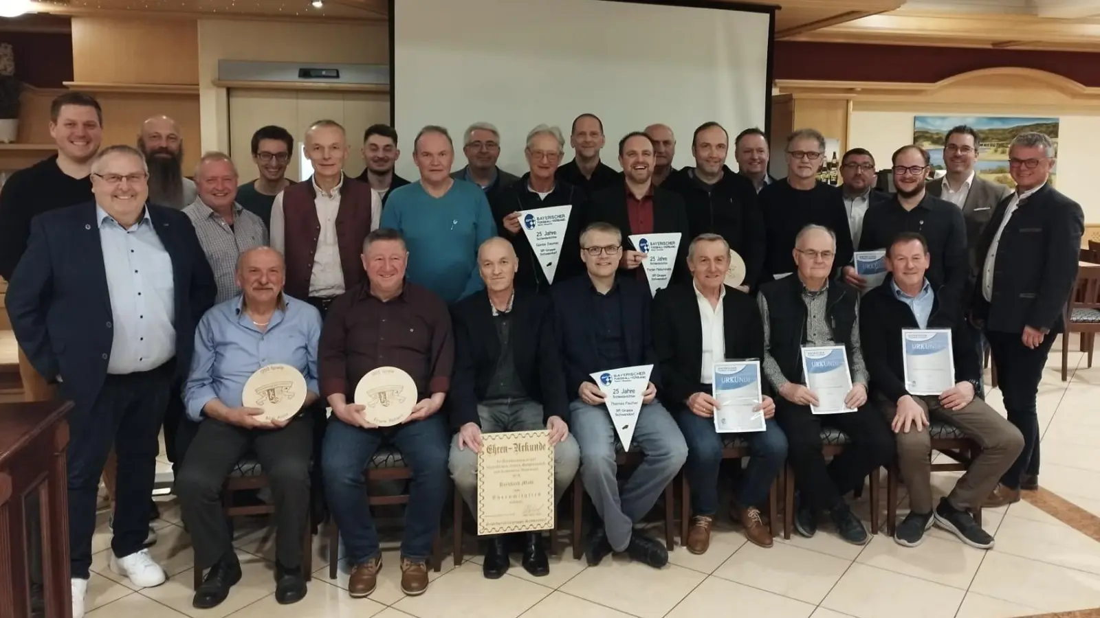 Alle Geehrten aus dem Jahr 2025 (Bild: Thomas Ernst)