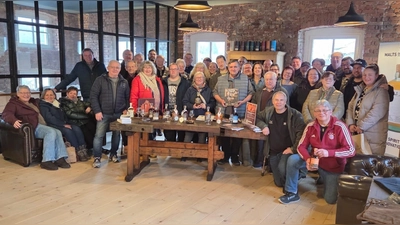 Gruppenfoto (Bild: Stefan Schwarzmeier)