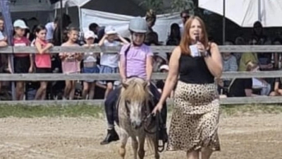 Gesang Annabelle Lang, Pony Semi mit Anna Kopatsch. (Bild: Verena Heyd)