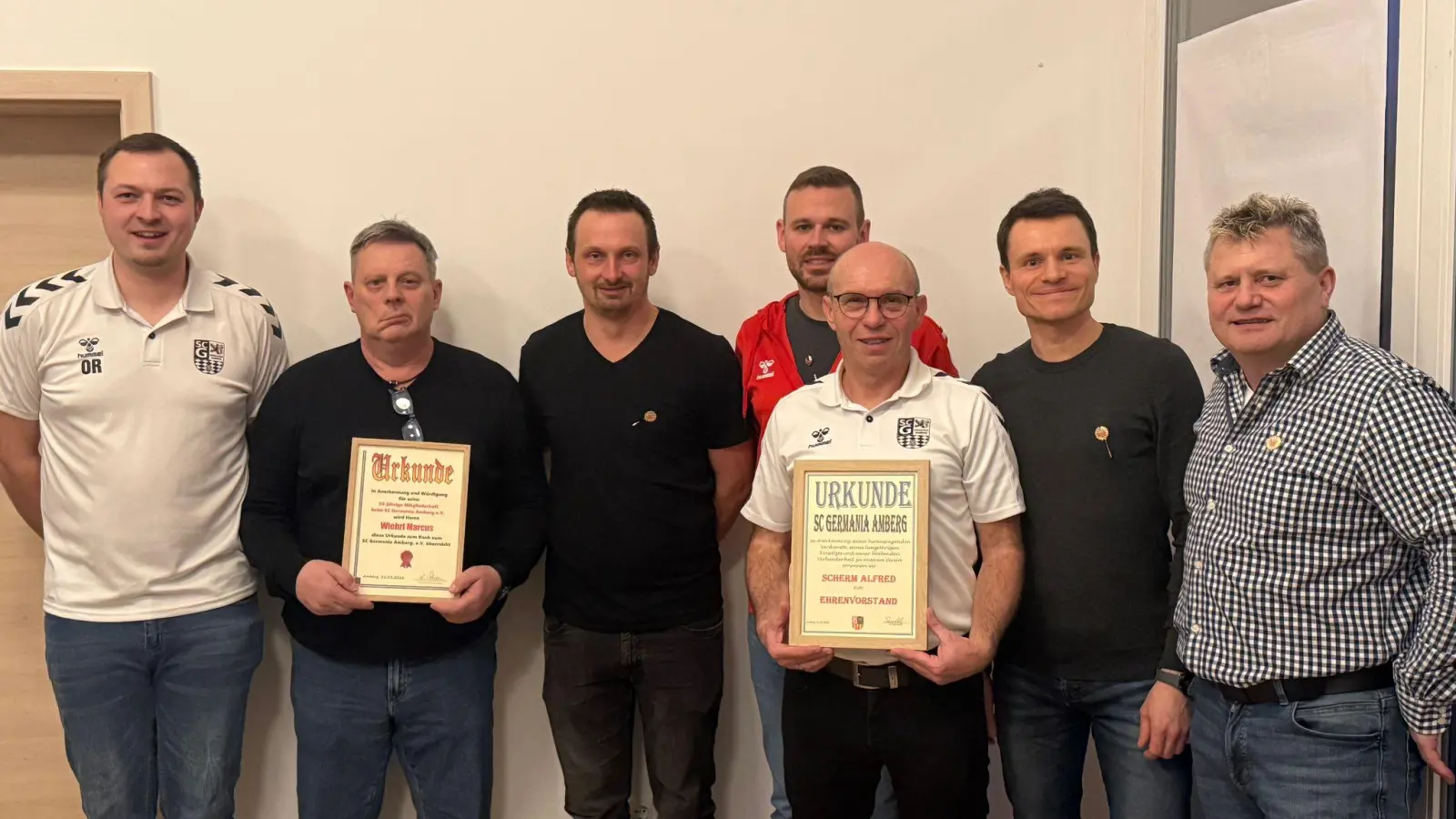 Von links nachs rechts: Oliver Raschke, Marcus Wiehrl, Florian Danzer, Dominik Geiger, Alfred Scherm, Stefan Jokiel, Konrad Singer. (Bild: Daniel Schmidt)