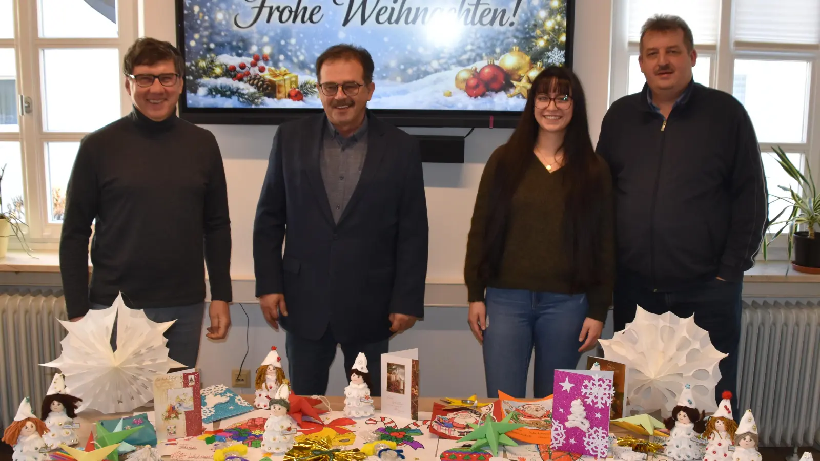 Von links nach rechts: Vorstitzender der Verwaltungsgemeinschaft Gerald Reiter, Stellvertreter Manfred Dirscherl, Organisatorin Denise Drächsler, 1. Bürgermeister Reinhard Kreuzer. (Bild: Nicole Rochelt)