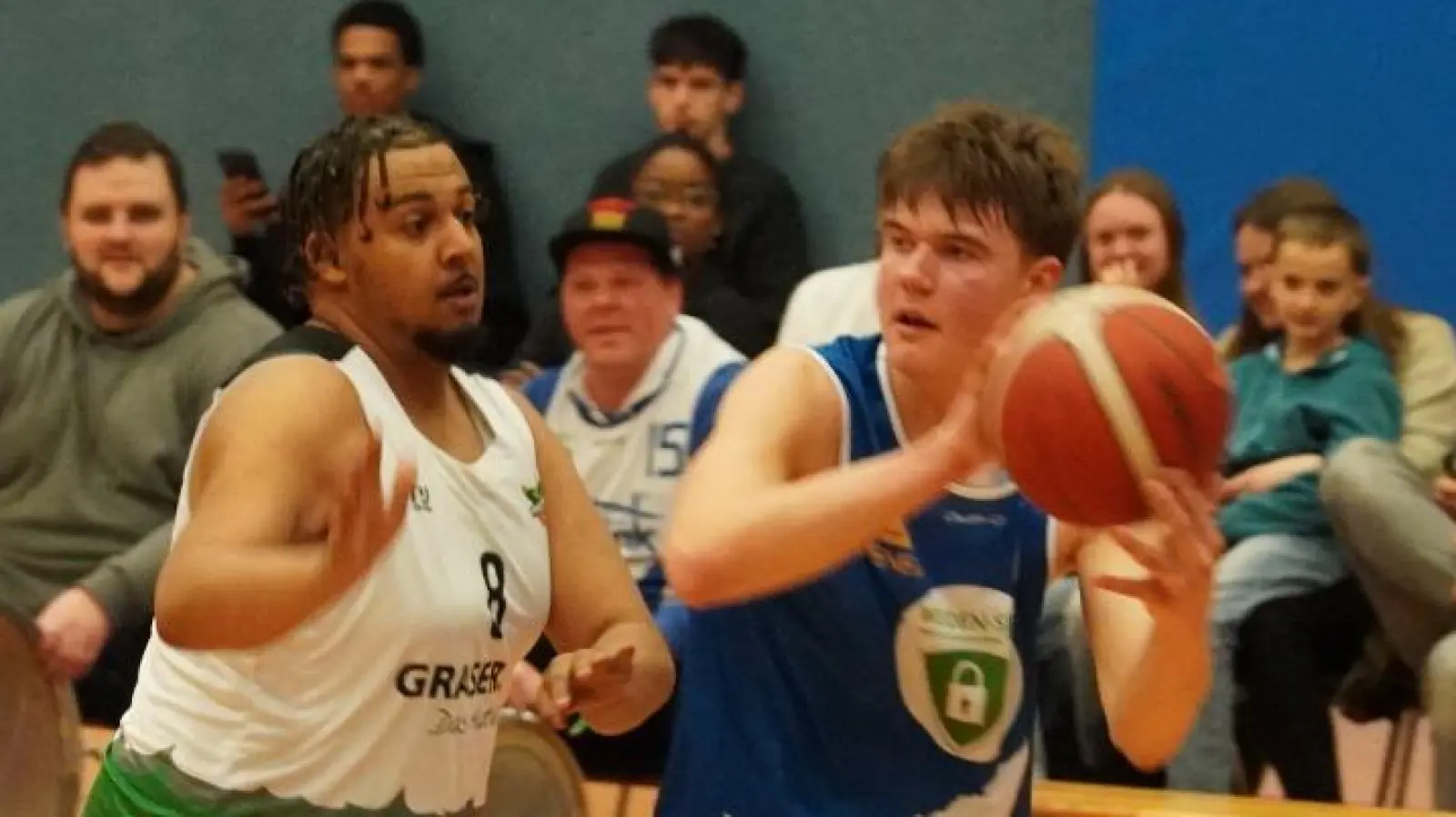 TB-Spieler Rene Deinlein (weißes Trikot). (Bild: Jürgen Masching)