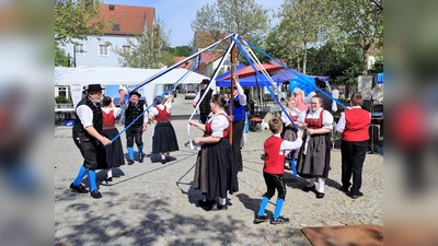HTV Stamm beim Bandltanz (Bild: Johann Siegert)