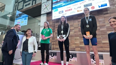 Charlotte Güll bei der Siegerehrung (Bild: Paul Güll)