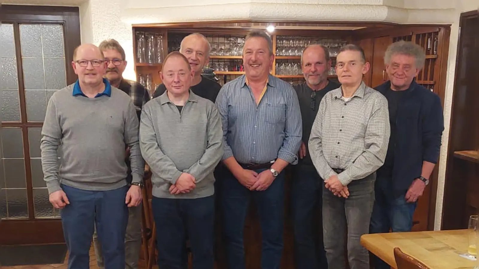 Im Gasthaus Bodensteiner in Moosbach wurden die Einsatzstellen-Meister der Brieftauben-Vereine Vohenstrauß und Mosbach 2025 bekannt gegeben. (Bild: Peter Garreiss)