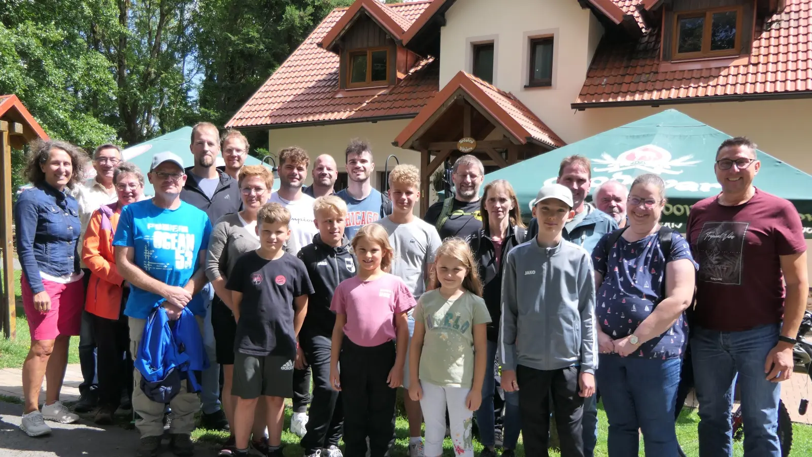 Teilnehmende des Ausflugs des Tischtennis-Vereins (Bild: Michael Eckl)