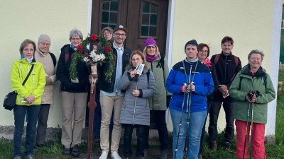 Die Wallfahrerinnen und Wallfahrer nach Johannisthal. (Bild: Ingo Kraus)