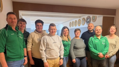 Die neue Vorstandschaft des Schützenvereins Altendorf mit Schützenmeister, Martin Haas (links). (Bild: Hermann Haas)