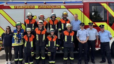 Die Gruppe der Feuerwehr Ursensollen nach dem erfolgreichen Leistungsabzeichen. (Bild: Jonas Sperber)