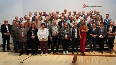 Blutspenderehrung: Die Geehrten aus Weiden und dem Landkreis Neustadt/WN (Bild: Patric Nohe)