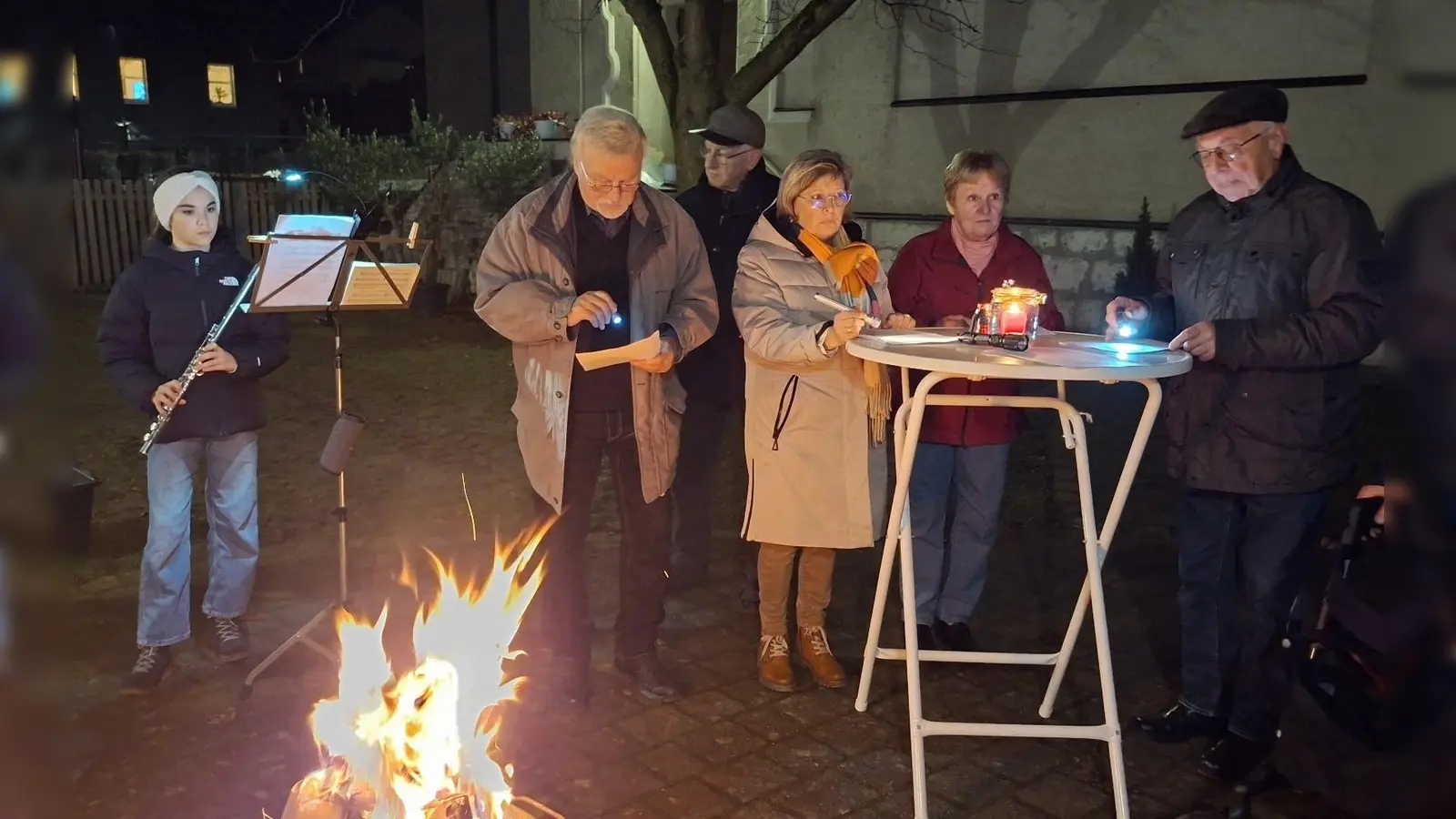 Texte und Gedanken zu Weihnachten von den Vorstandsmitgliedern (von links): Otto Held, Hildegard Zimmer-Sperl, Anna Schneider und Manfred Baldauf (Bild: Josef Sperl)