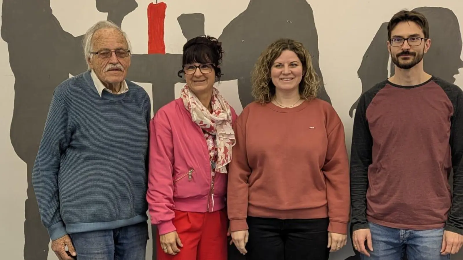 Die neue /alte Vorstandschaft des Fördervereins Dreifaltigkeitsmittelschule Amberg. (Bild: Johann Ott)
