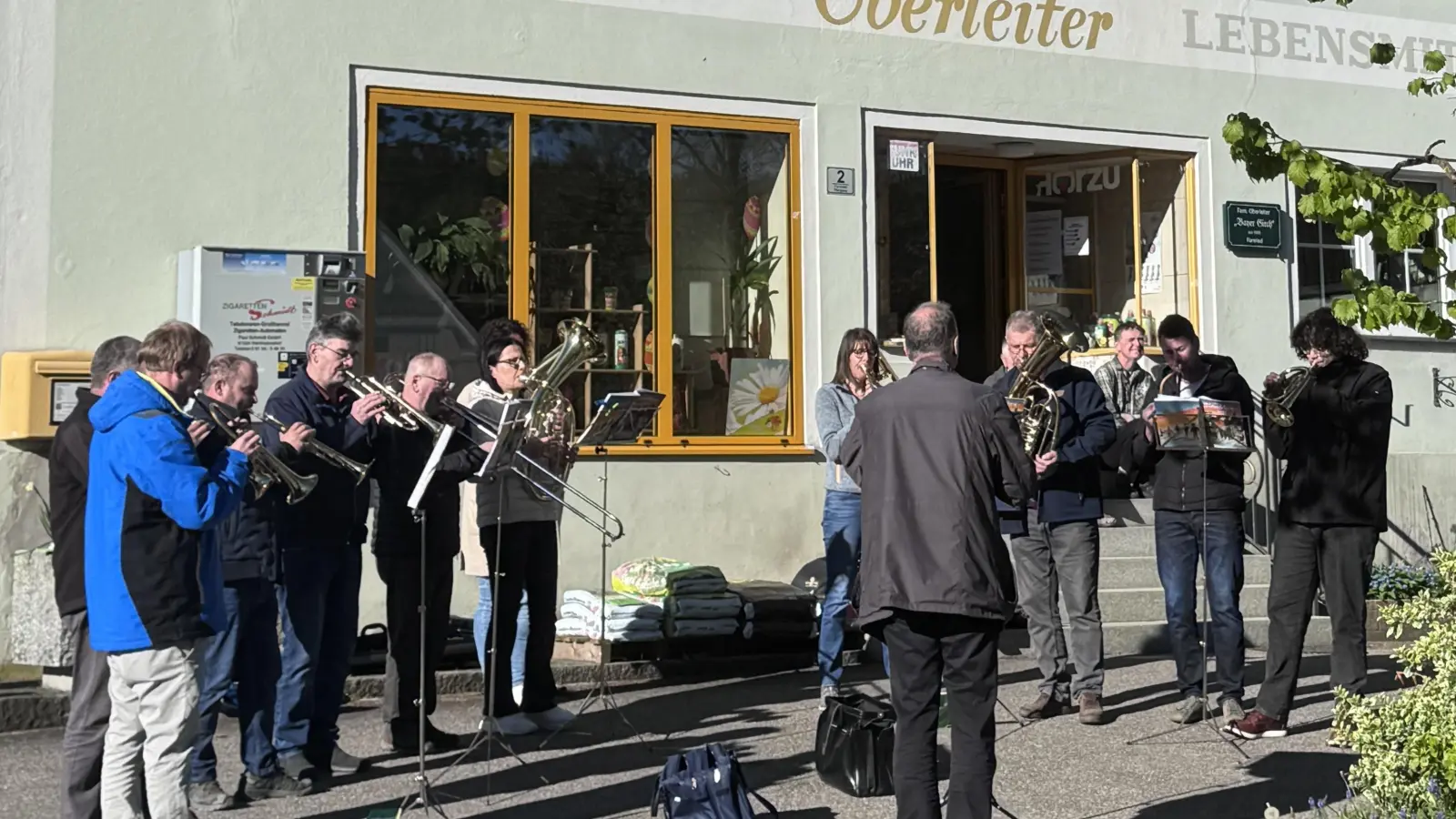 1. Station des Mai-Anblasen in Fürnried. (Bild: Kerstin Bodendörfer)