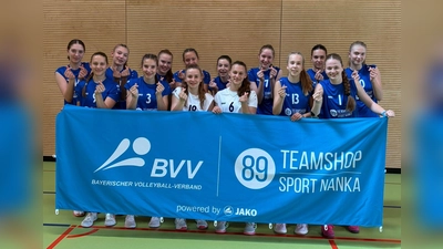 Mit Lea Stöhr (Nr. 13) vom VC Hohenfels-Parsberg steht auch ein Talent aus der Oberpfalz im Kader der Bayernauswahl U 16 weiblich. (Bild: BVV)