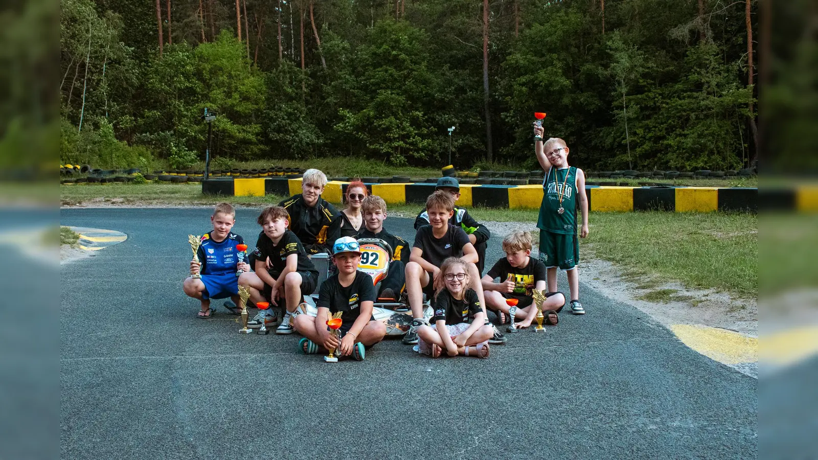 Die Amberger Kartslalom-Truppe (Bild: Holger Reuster (Holgerreuster@web.de))