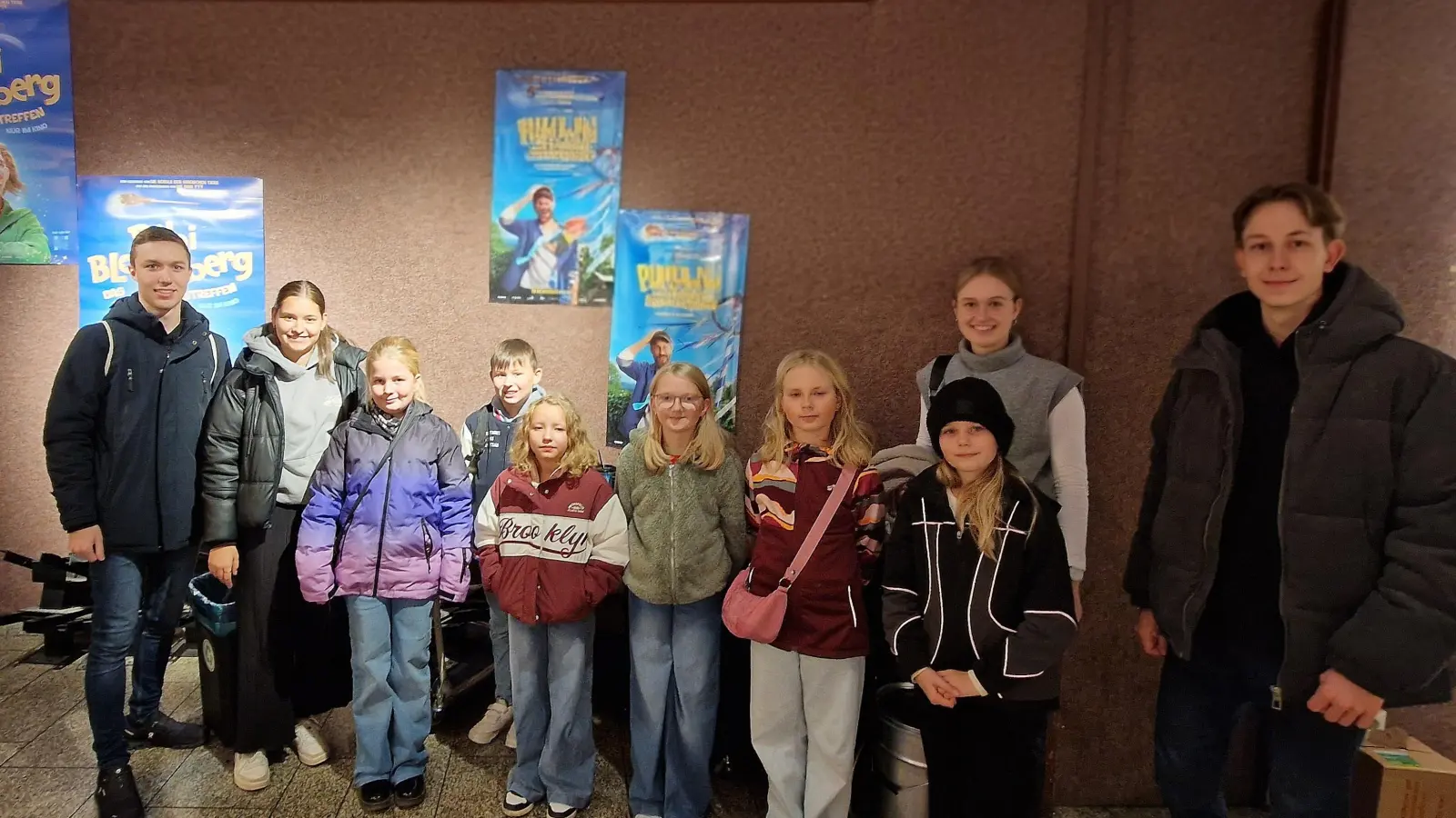 Die Ministranten im Neue Welt Kino Weiden. (Bild: Felix Hartung )