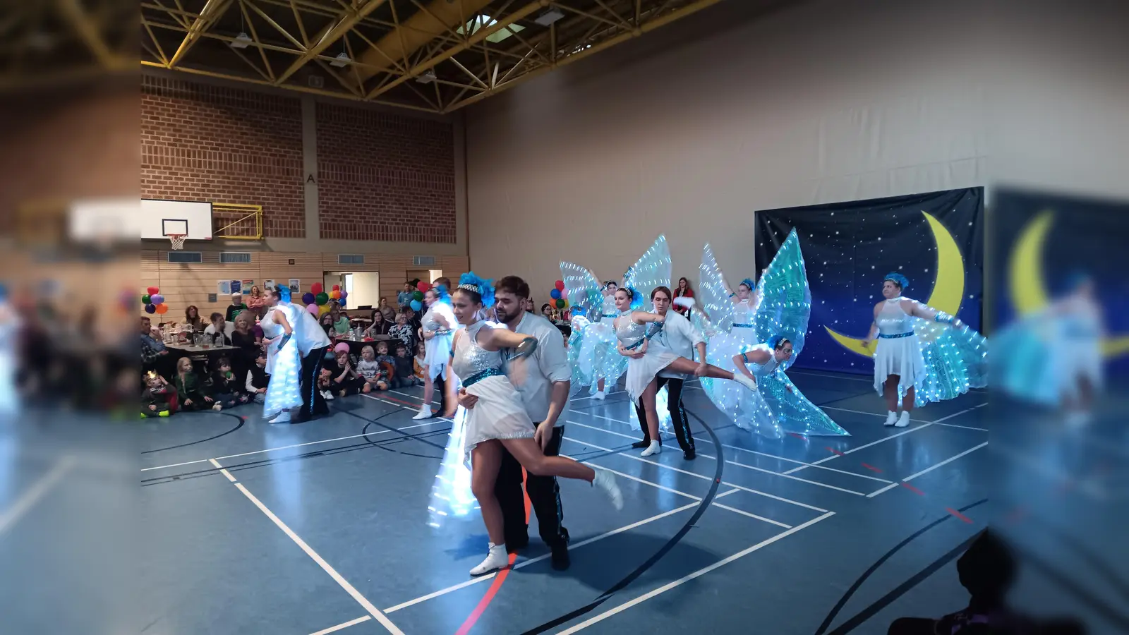 Showtanz der Narhalla. (Bild: Kurt Giehl)