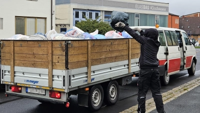 Zwischen 9:00 und 11:00 Uhr waren Sammelfahrzeuge im gesamten Gemeindegebiet unterwegs. (Bild: Lukas Fenzl)