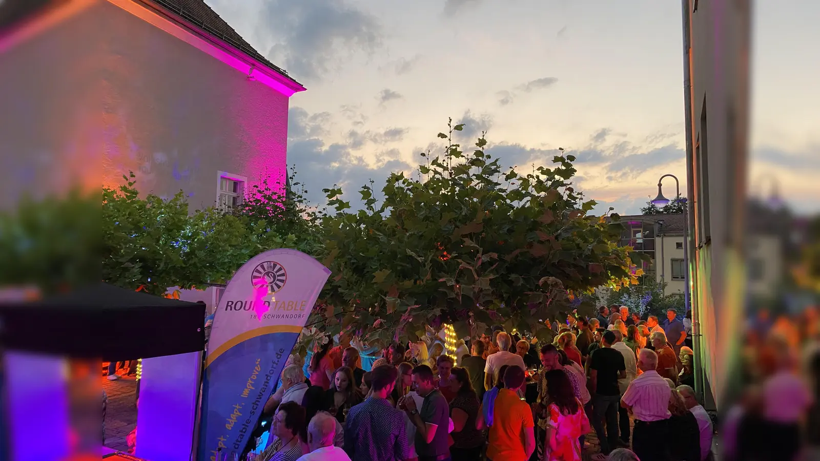 Am 14. August wird der Tanzboden in Schwandorf zur Open-Air-Disco. (Bild: Julia Rudlof)