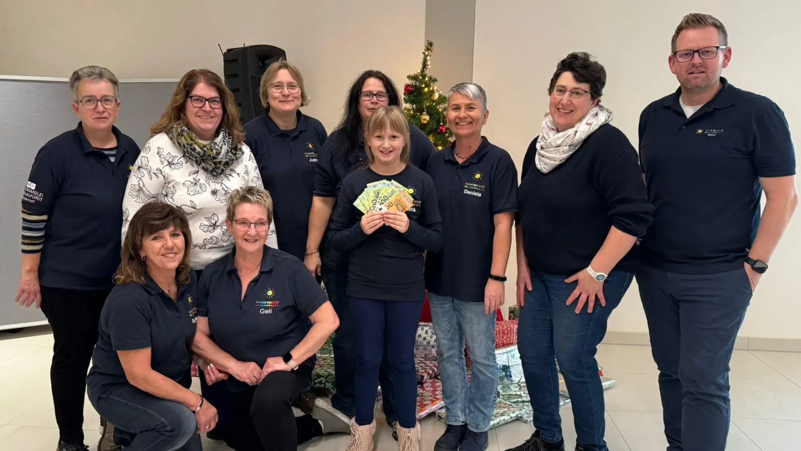 Spendenübergabe am 29.11.2025. (Bild: Anja Clement)
