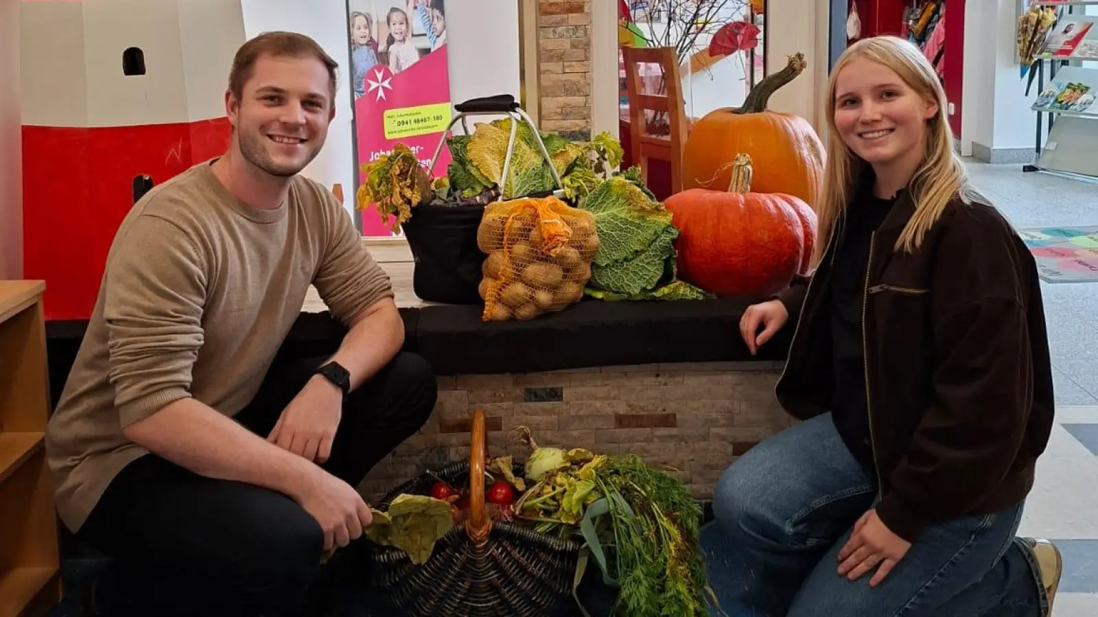 Erntedankgaben an den Kindergarten „Regenbogen” (Bild: Christina Schinagl )