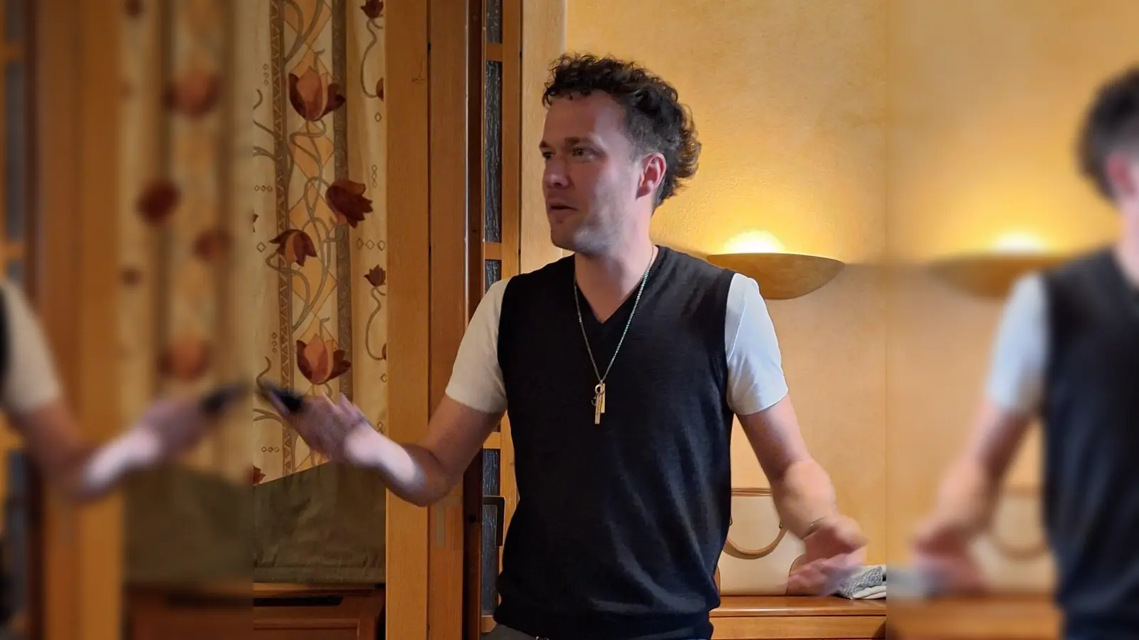 Mathias Hautmann bei seinem Vortrag. (Bild: Barbara Dirrigl)