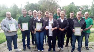 Sieger und Teilnehmer am Pokalschießen.  (Bild: Reinhold Wild)