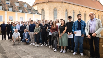 Übergabe Zertifikate BDS Azubi Akademie Amberg (Bild: Pascal Thelen)